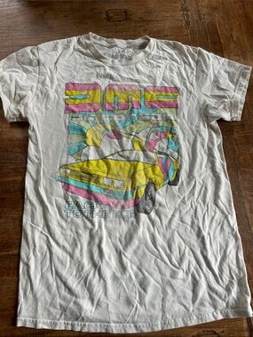 Retro DeLorean Graphic Small Tee - DMC Back to the 80s